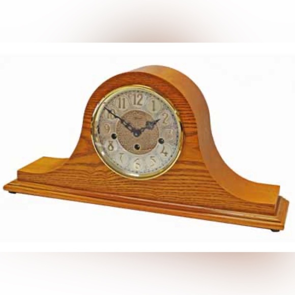 Hermle Laurel 21134-190340 Oak Keywound Chiming Mantel Clock